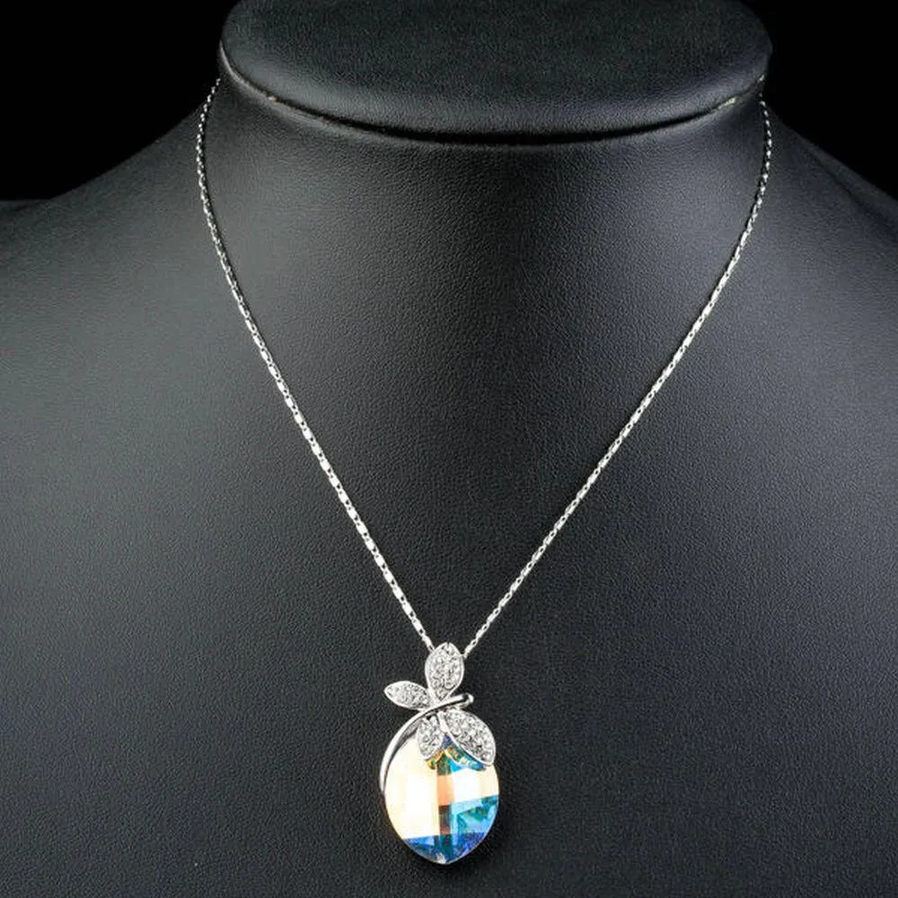Butterfly on Crystal Pendant Necklace KPN0129