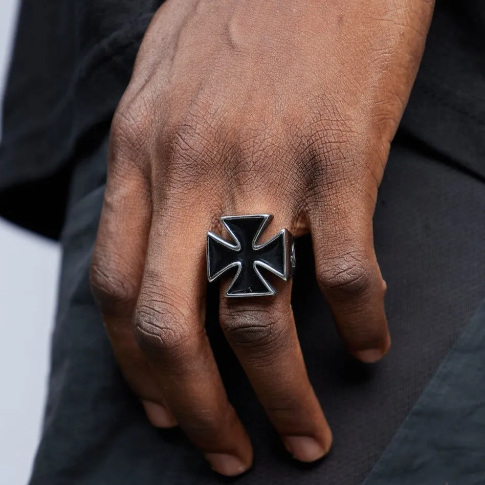 Celtic cross ring