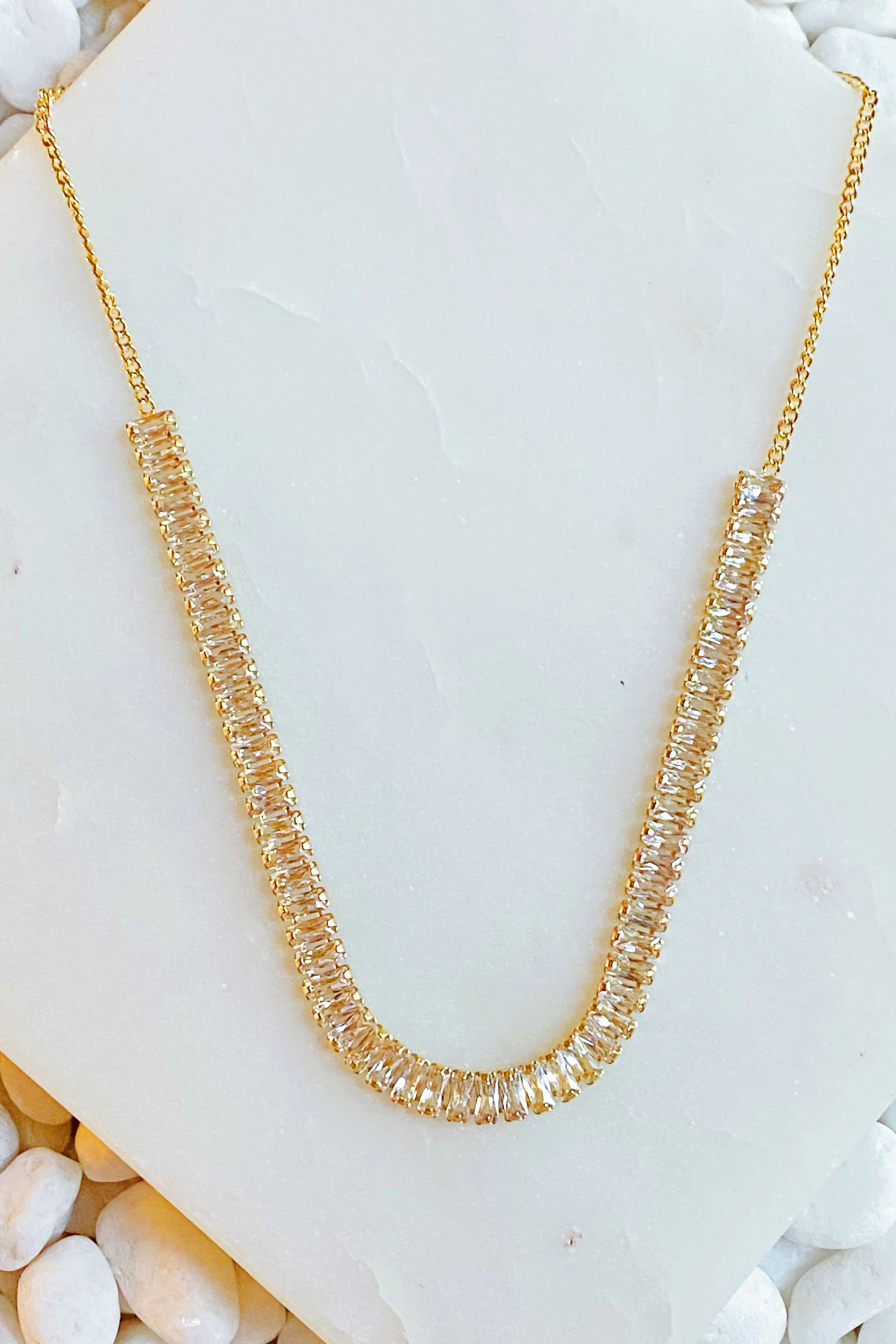 Classy Shine Necklace