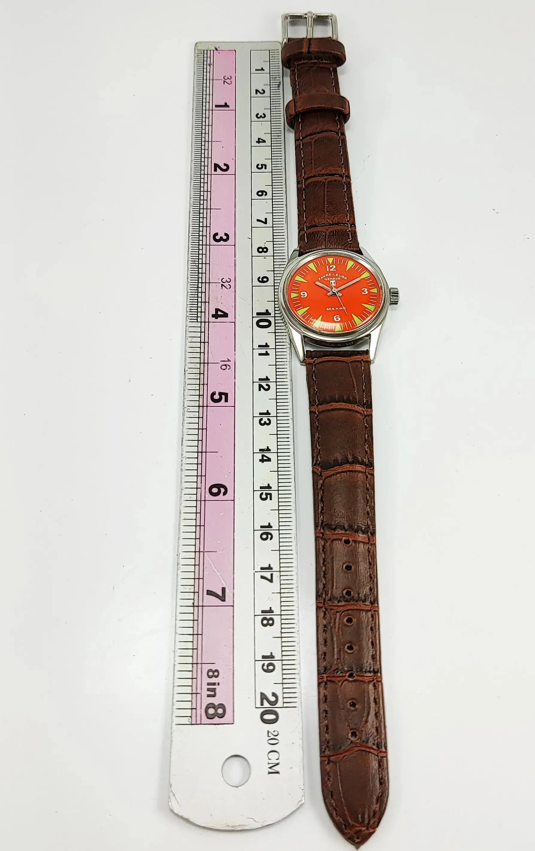 Favre Leuba Sea King 17 Jewels 253 Red Dial HandWinding Women Watch