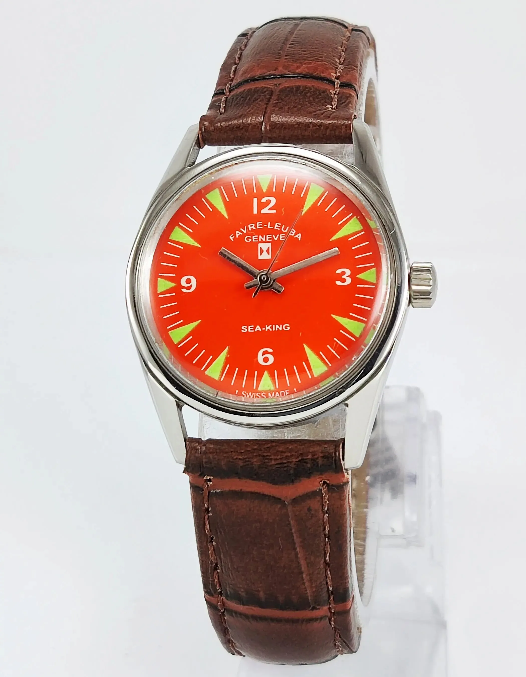 Favre Leuba Sea King 17 Jewels 253 Red Dial HandWinding Women Watch