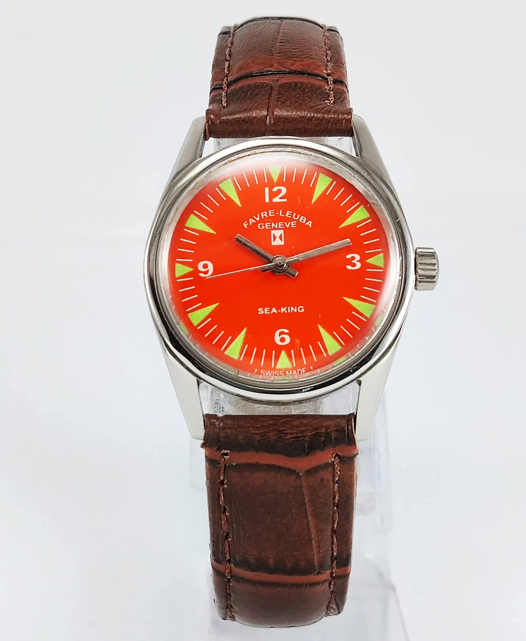 Favre Leuba Sea King 17 Jewels 253 Red Dial HandWinding Women Watch