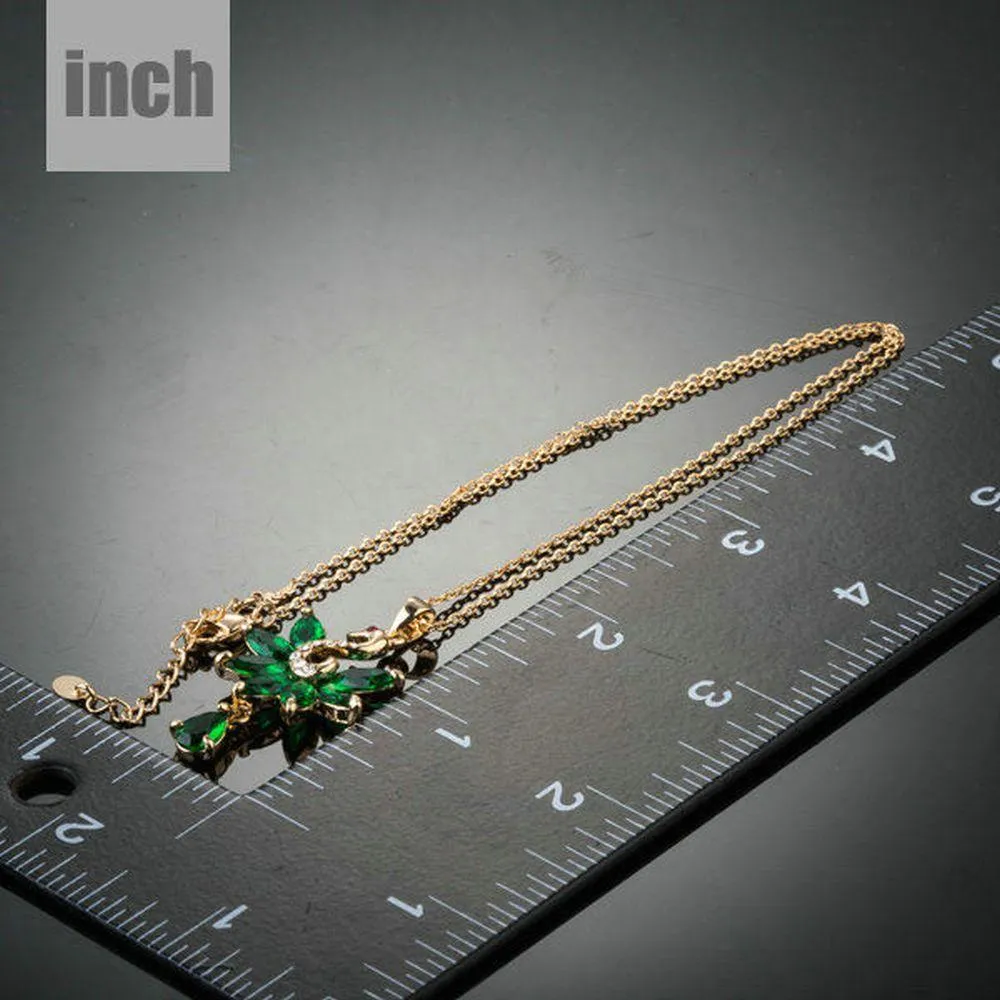 Green Swan Pendant Necklace KPN0125