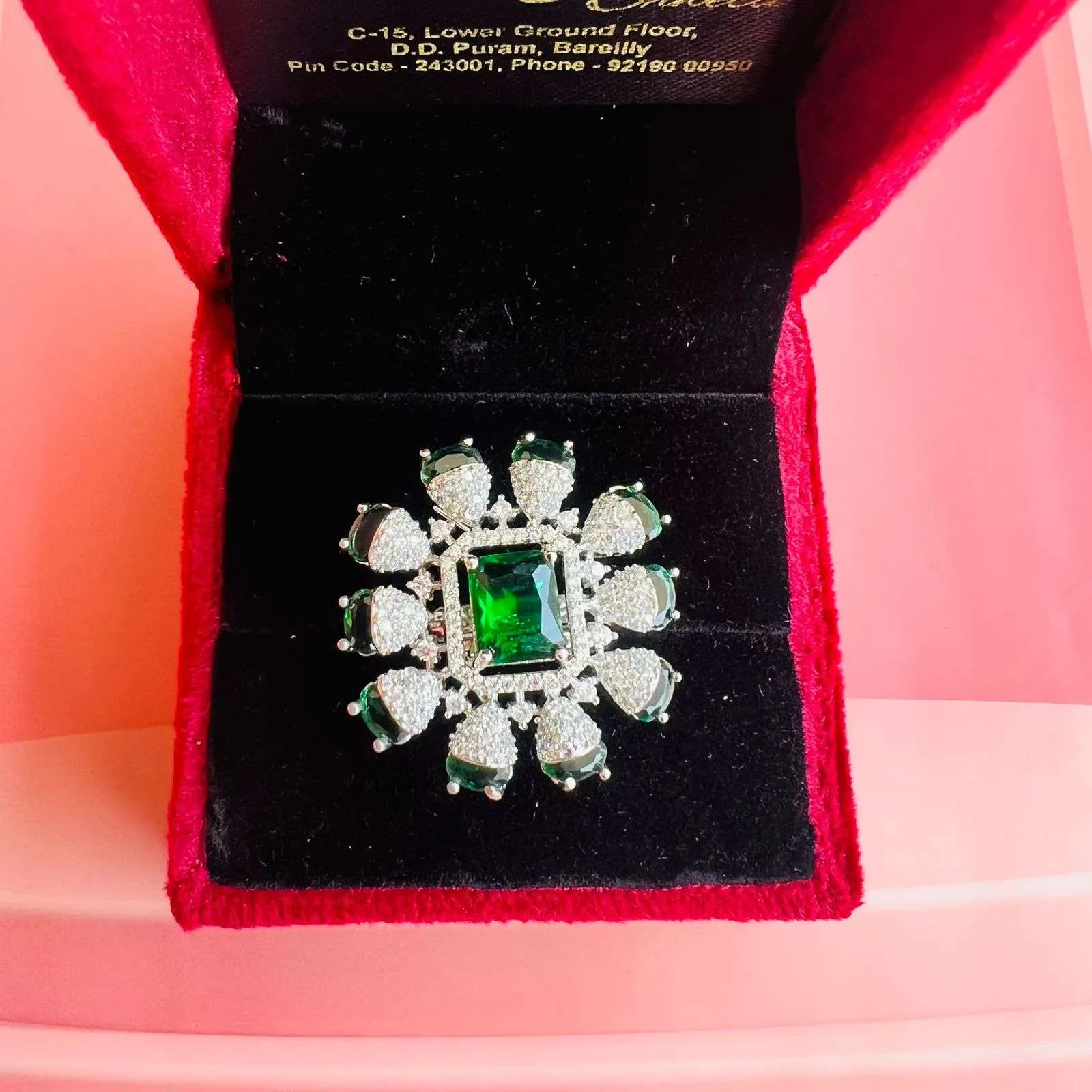 kiara wedding ad ring