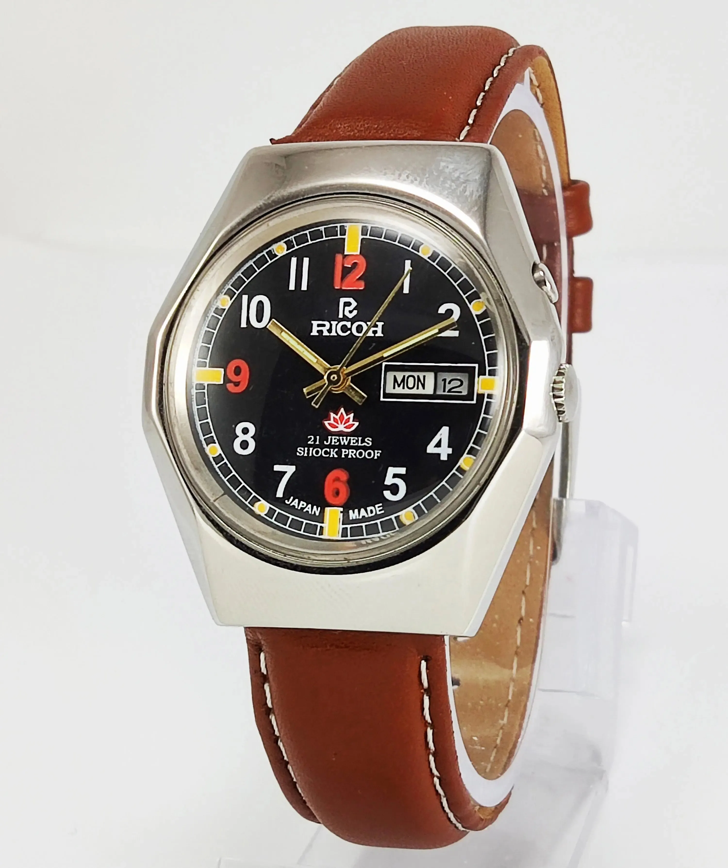 Ricoh Black Dial Auto-Movement 21 Jewels-R31 Day-Date Function Japan Made Men's Wrist Mechanical Watch Model No-R31