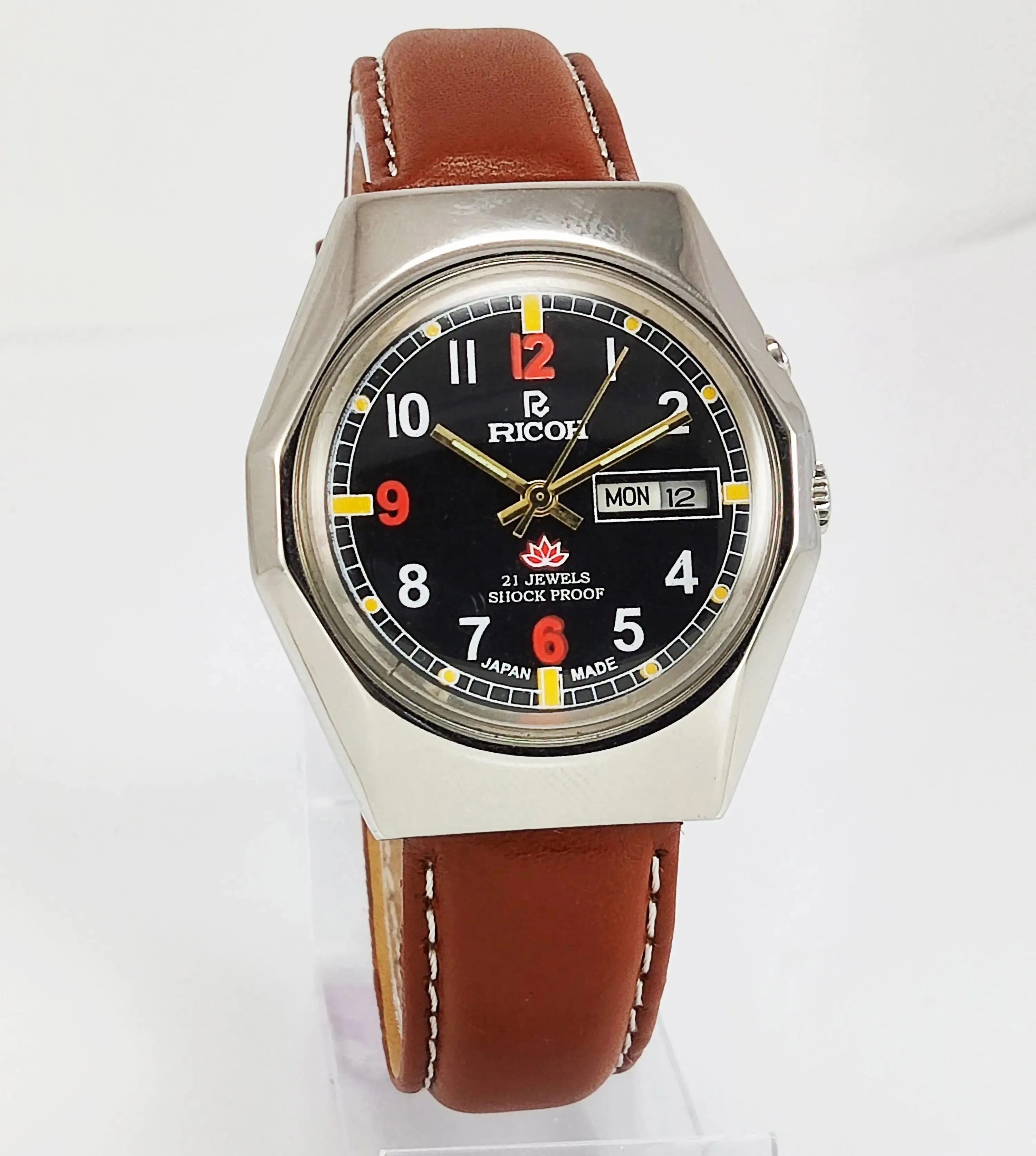 Ricoh Black Dial Auto-Movement 21 Jewels-R31 Day-Date Function Japan Made Men's Wrist Mechanical Watch Model No-R31